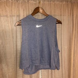 ❌SOLD❌ Cropped Nike Top
